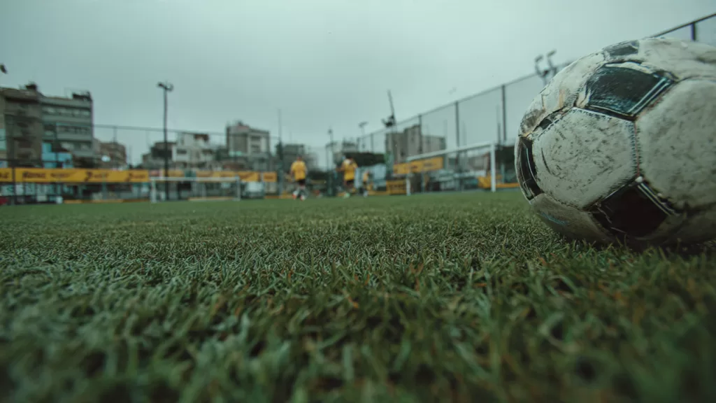 Qué es un tiro libre directo e indirecto: diferencias y ejemplos